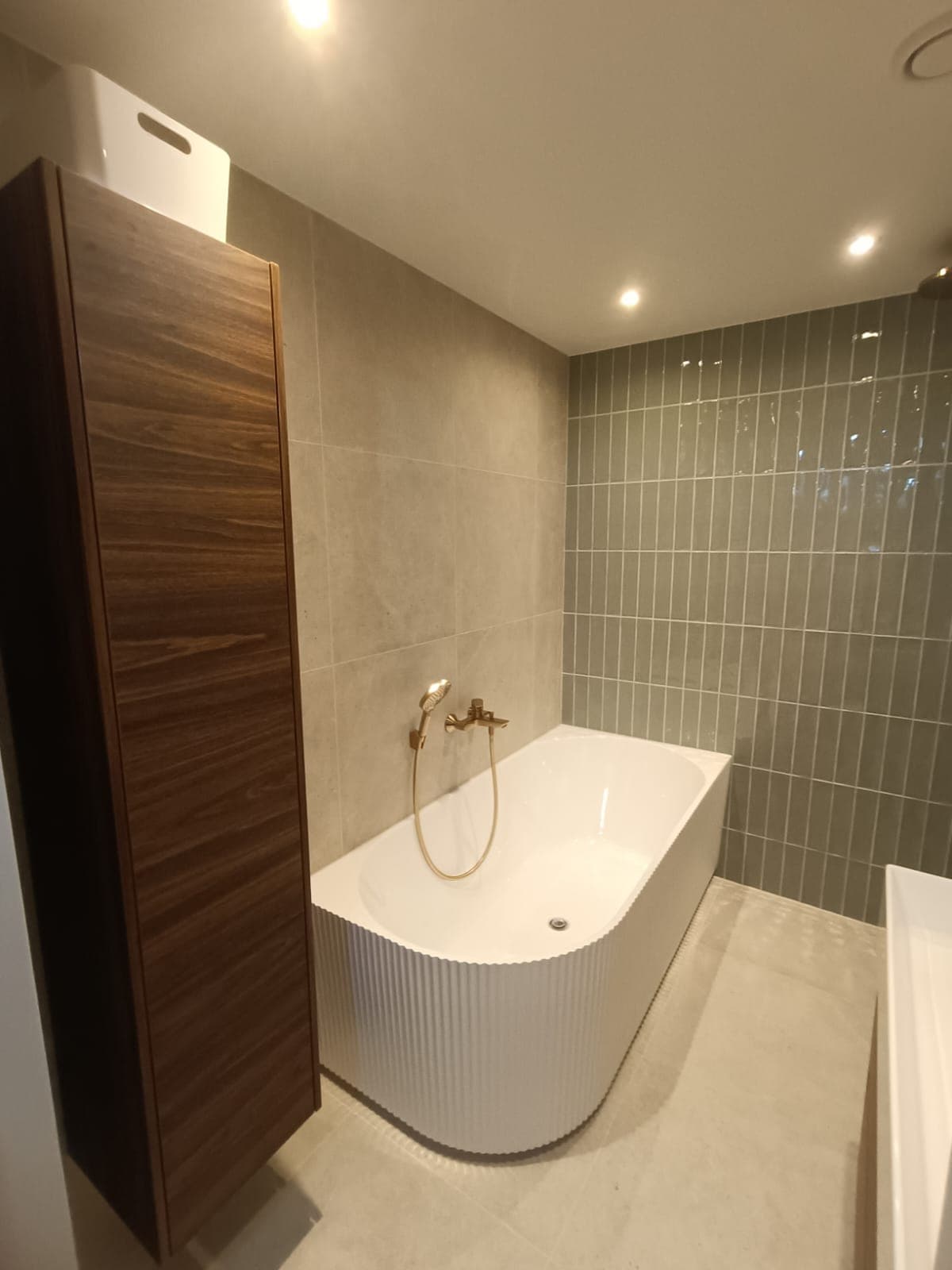 Detail van de badkamerrenovatie